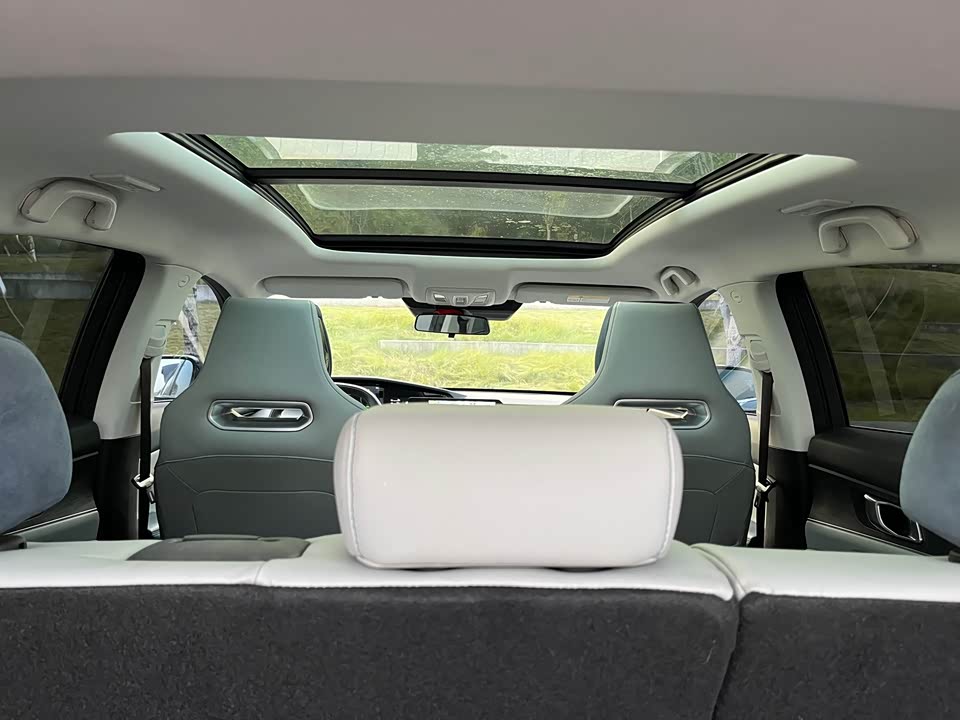 Changan UNI-K Smart iDD