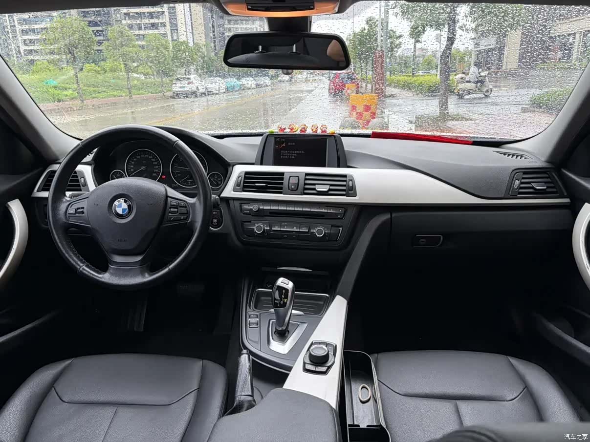 BMW 3 Series, 2014 11