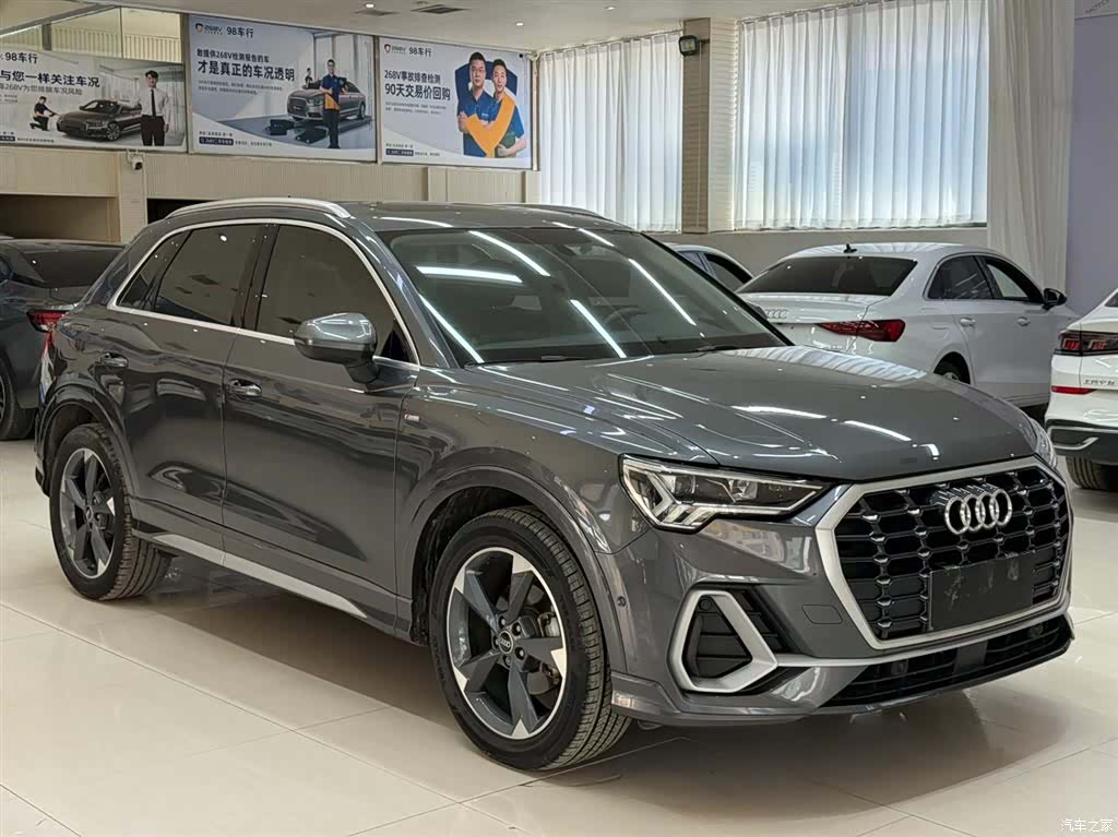 Audi Q3, 2023 3