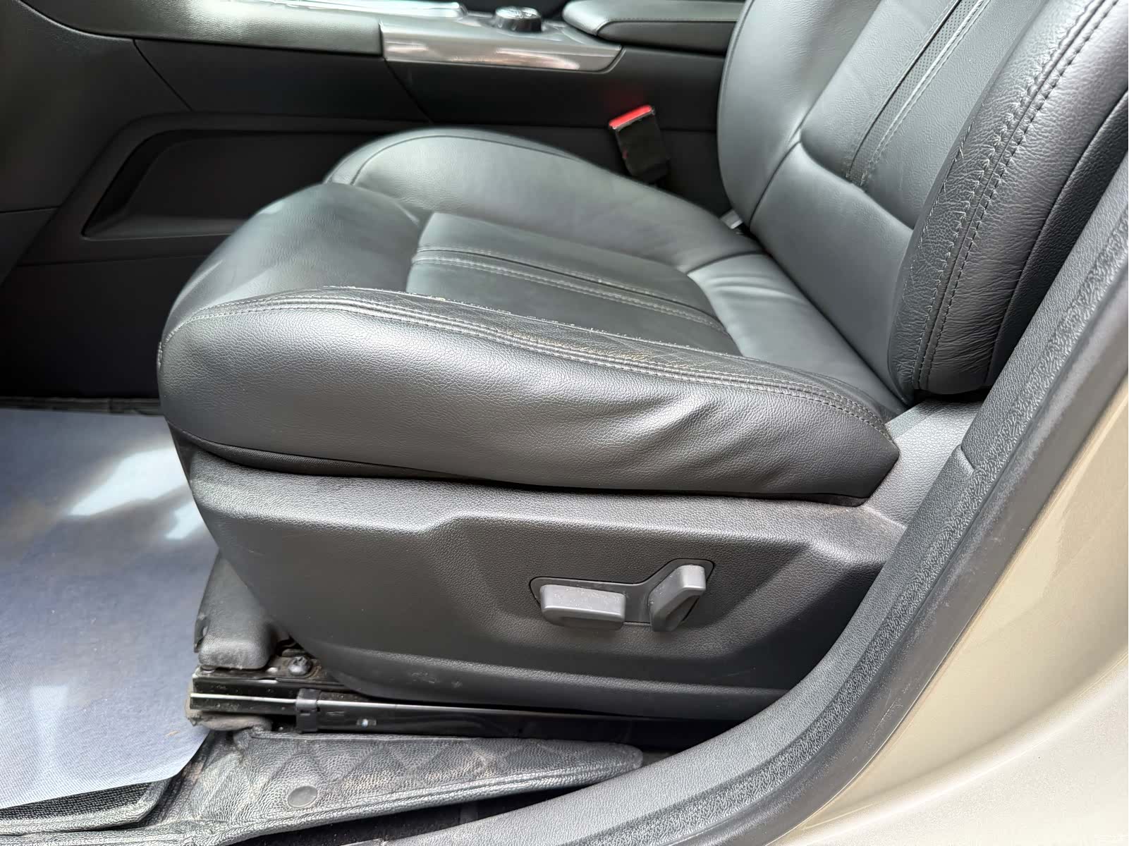 Peugeot 3008, 2017 23