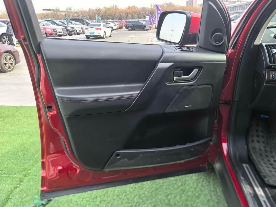 Land Rover Freelander 2