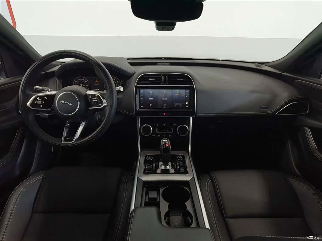 Land Rover XEL, 2023 все фото