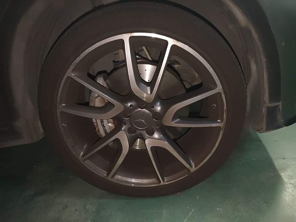 Mercedes-Benz GLC AMG