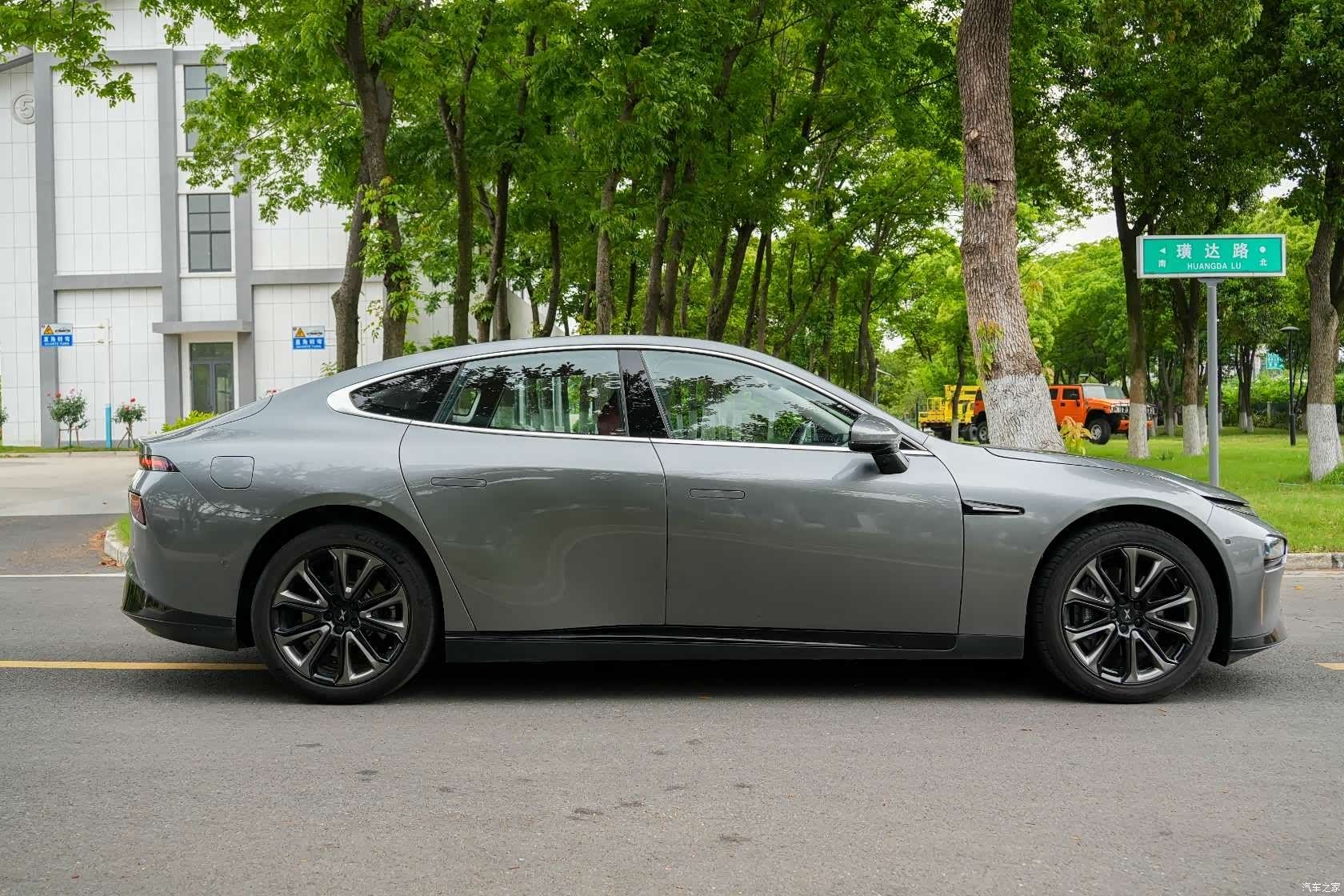 Xpeng P7, 2020 7