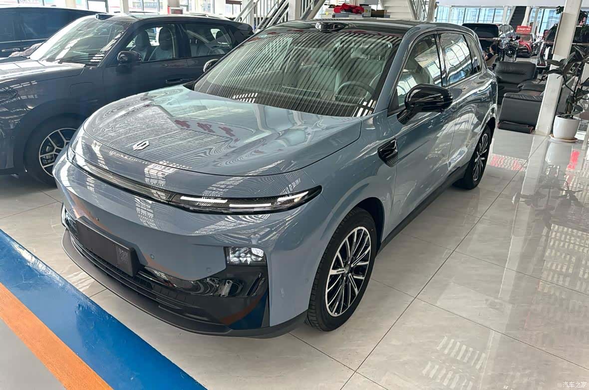 Leapmotor B10, 2025 1