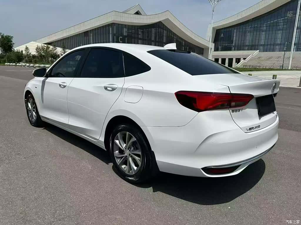 Buick Verano, 2022 все фото