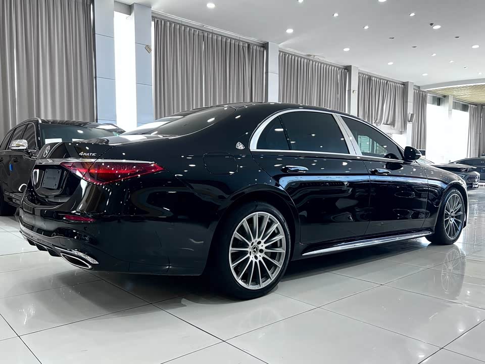 Mercedes-Benz S-class Mercedes-Benz S-class