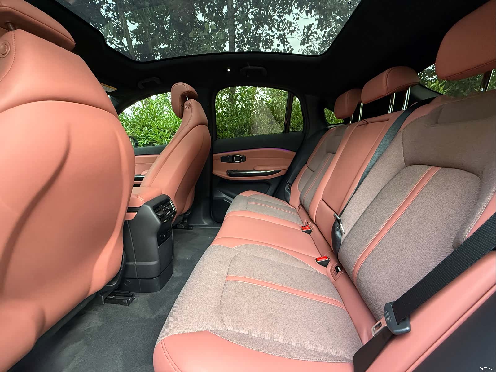 NIO EC6, 2023 7