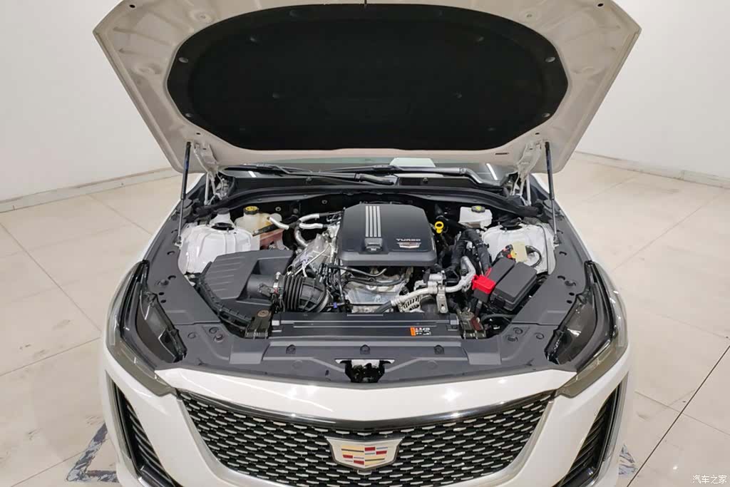 Cadillac CT5, 2023 10