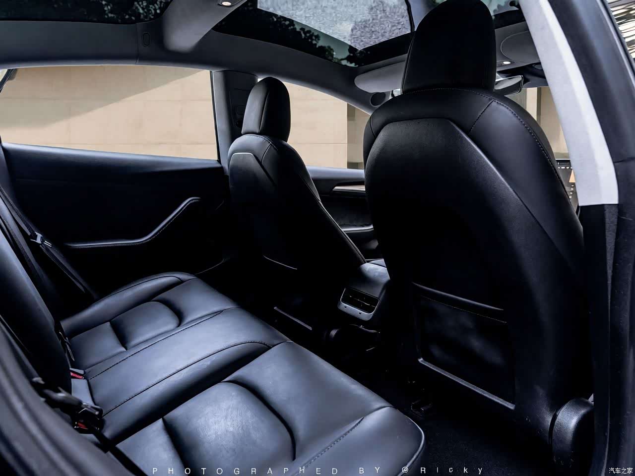 Tesla Model 3, 2022 9