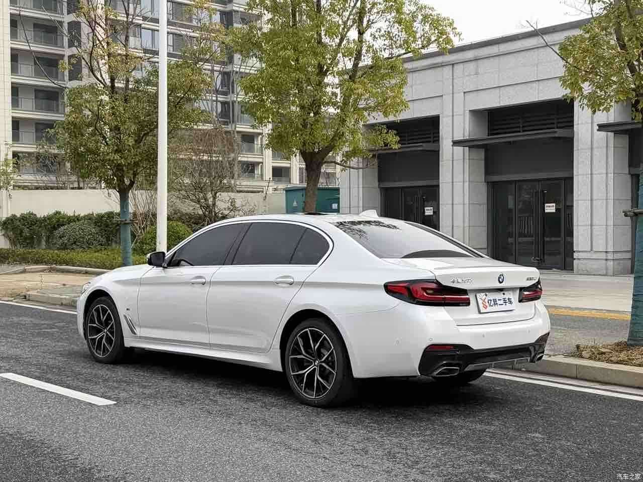 BMW 5 Series, 2023 4