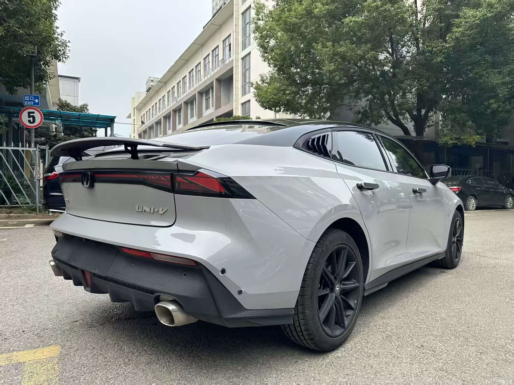 Changan UNI-V, 2022 15