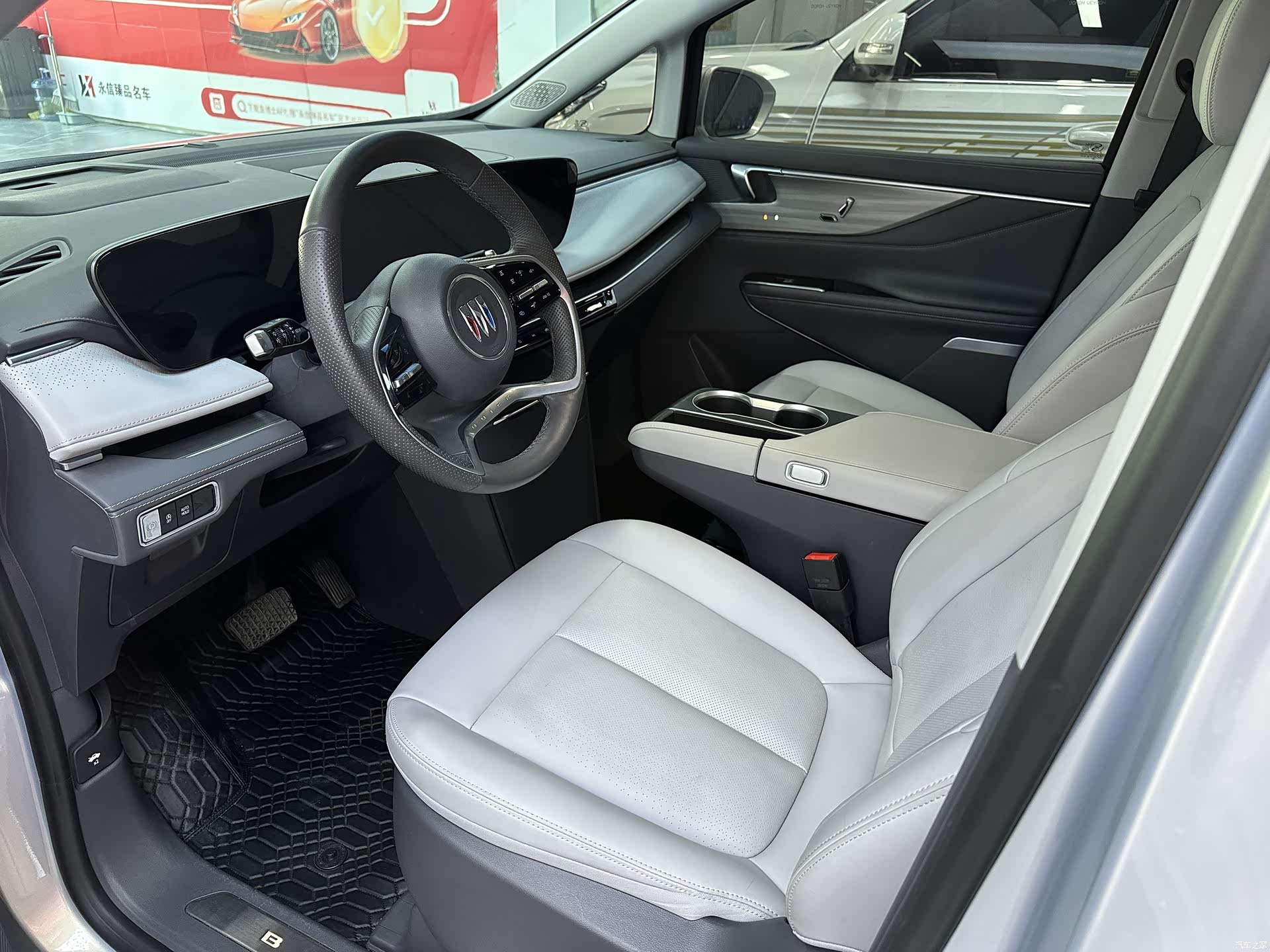 Buick GL8, 2025 7