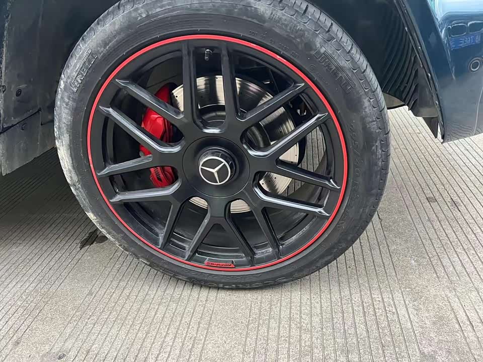 Mercedes-Benz G-class