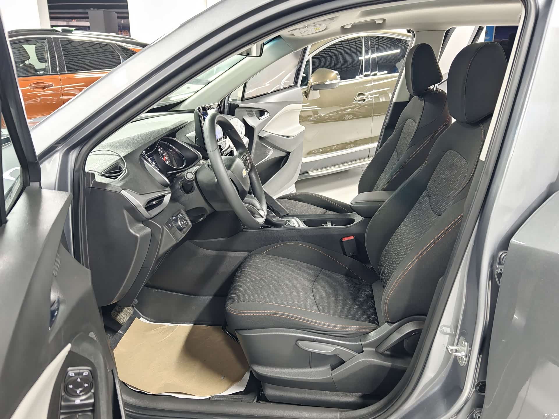 Chevrolet V, 2019 все фото