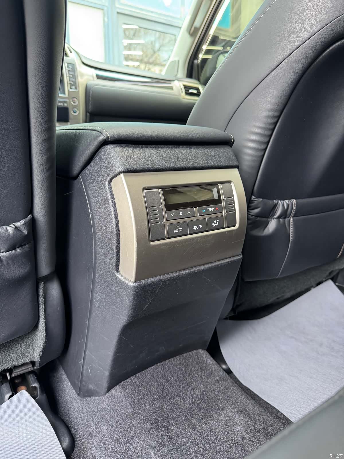 Lexus GX, 2015 21