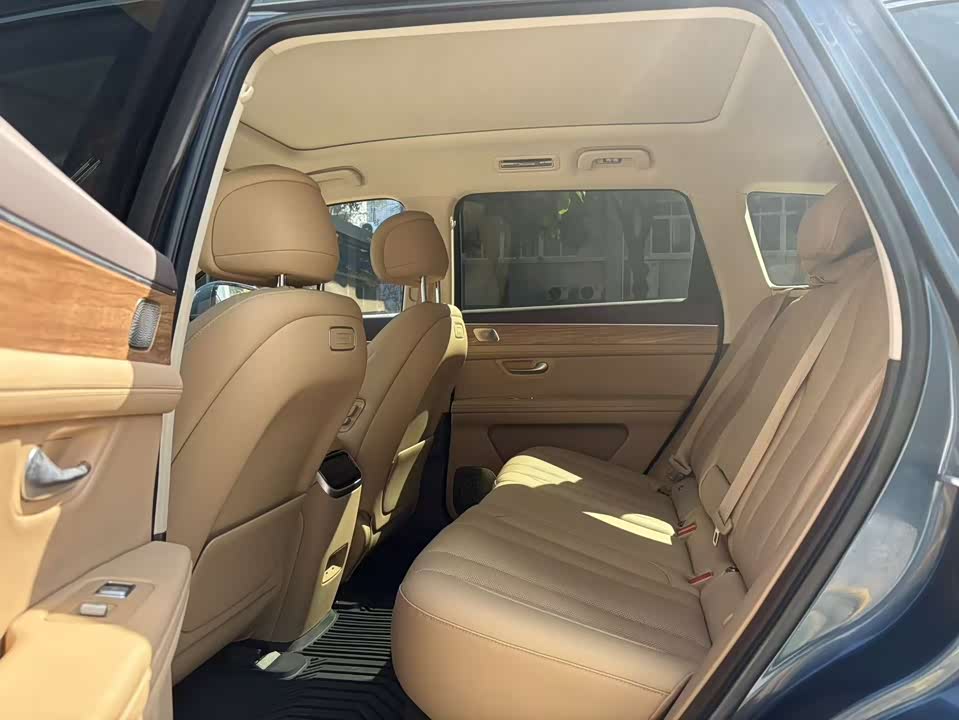 AITO Ask the world M7