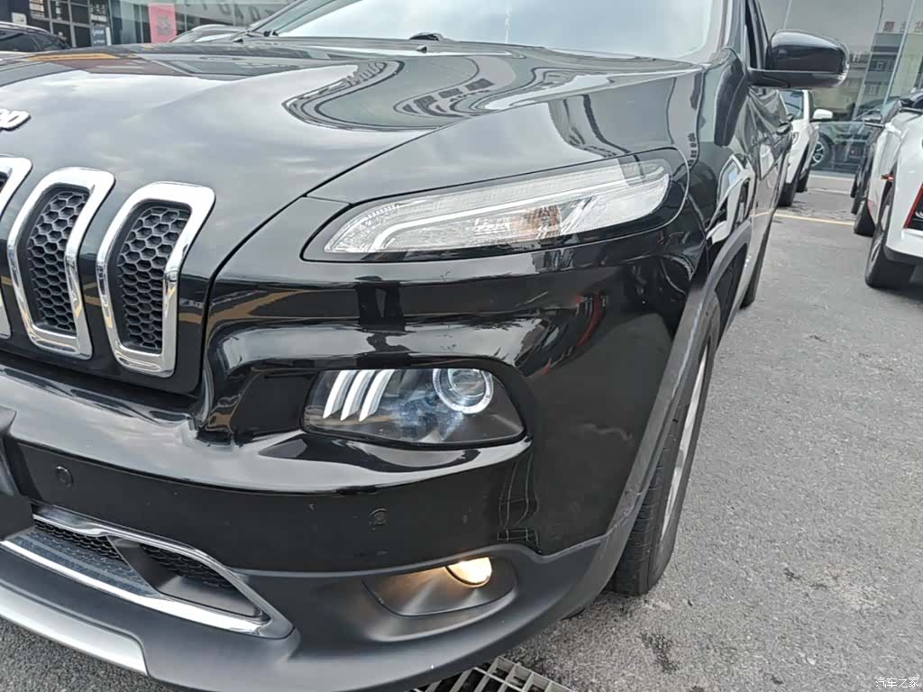 Jeep Cherokee, 2017 24