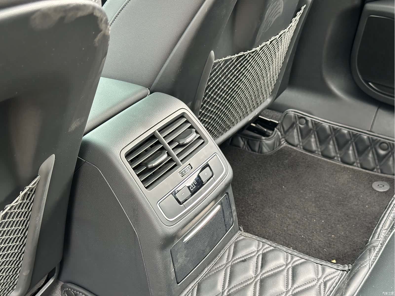 Audi A4L, 2023 6