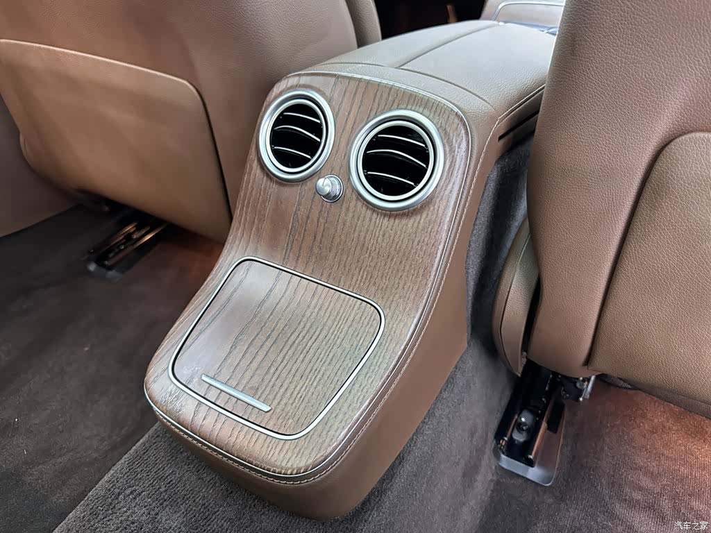 Mercedes-Benz E-Class, 2022 23