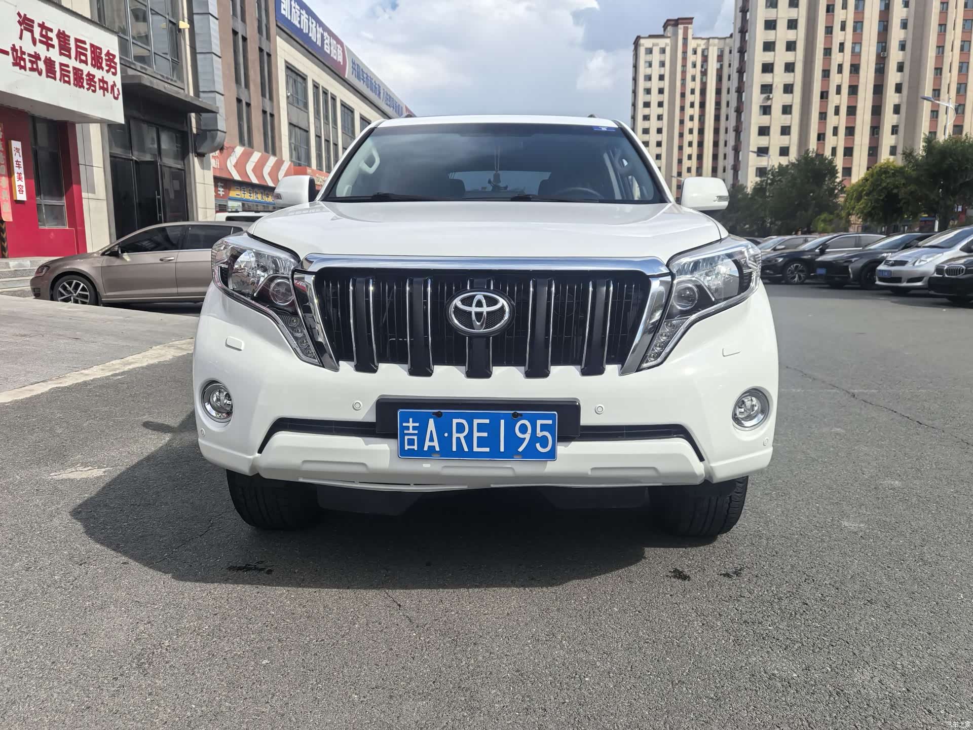Toyota Prado, 2015 1