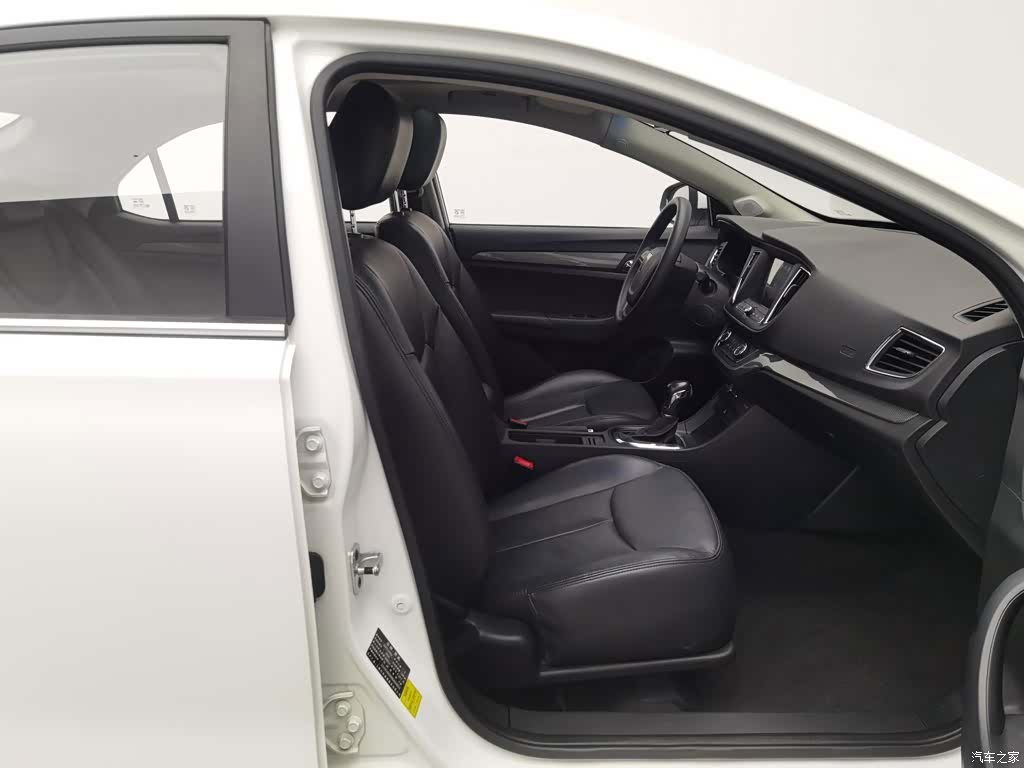 Roewe 360, 2017 23