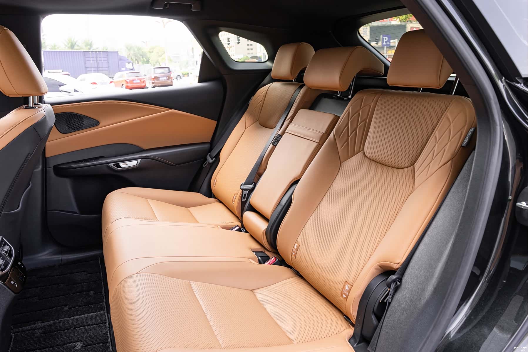 Lexus RX, 2023 12