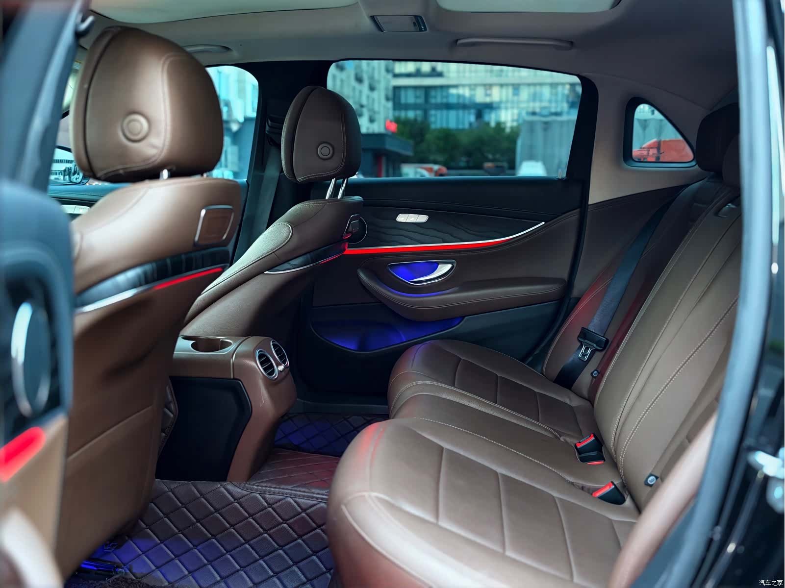 Mercedes-Benz E-Class, 2020 8