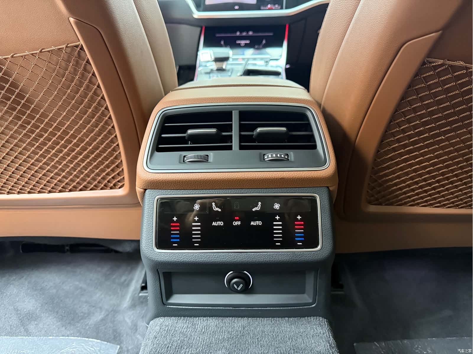 Audi A6L, 2020 14
