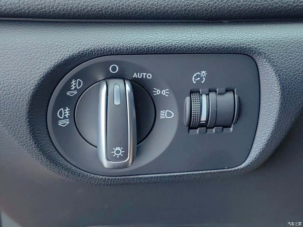 Audi Q3, 2014 21