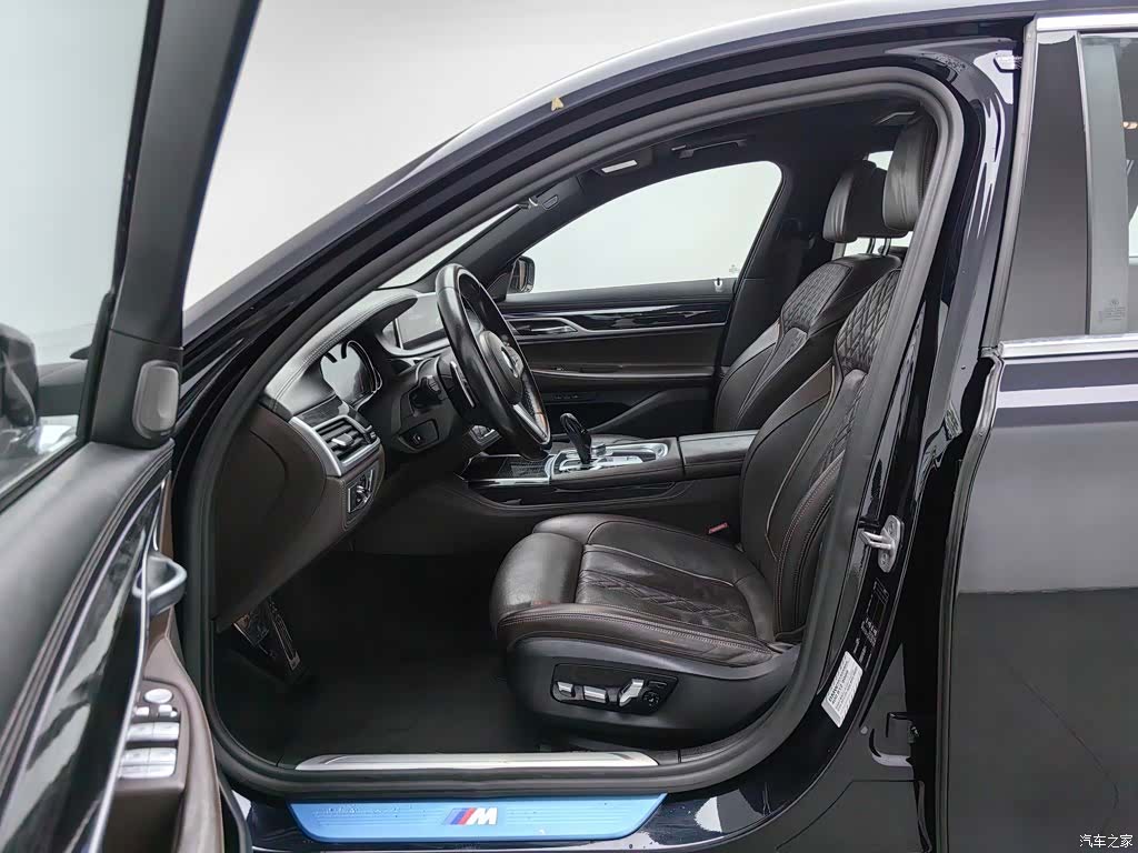 BMW 7 Series, 2018 10