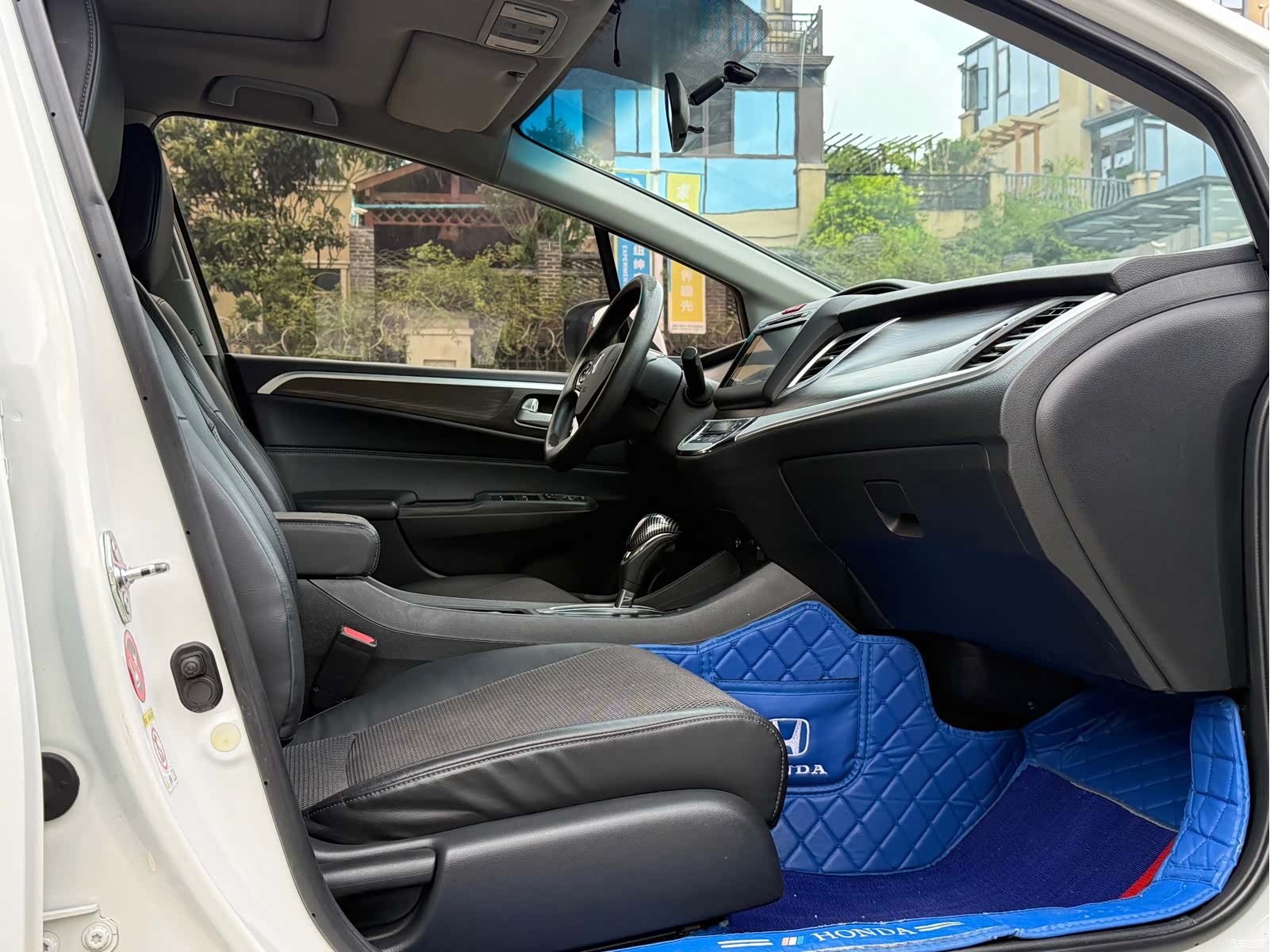 Honda Jade, 2015 11
