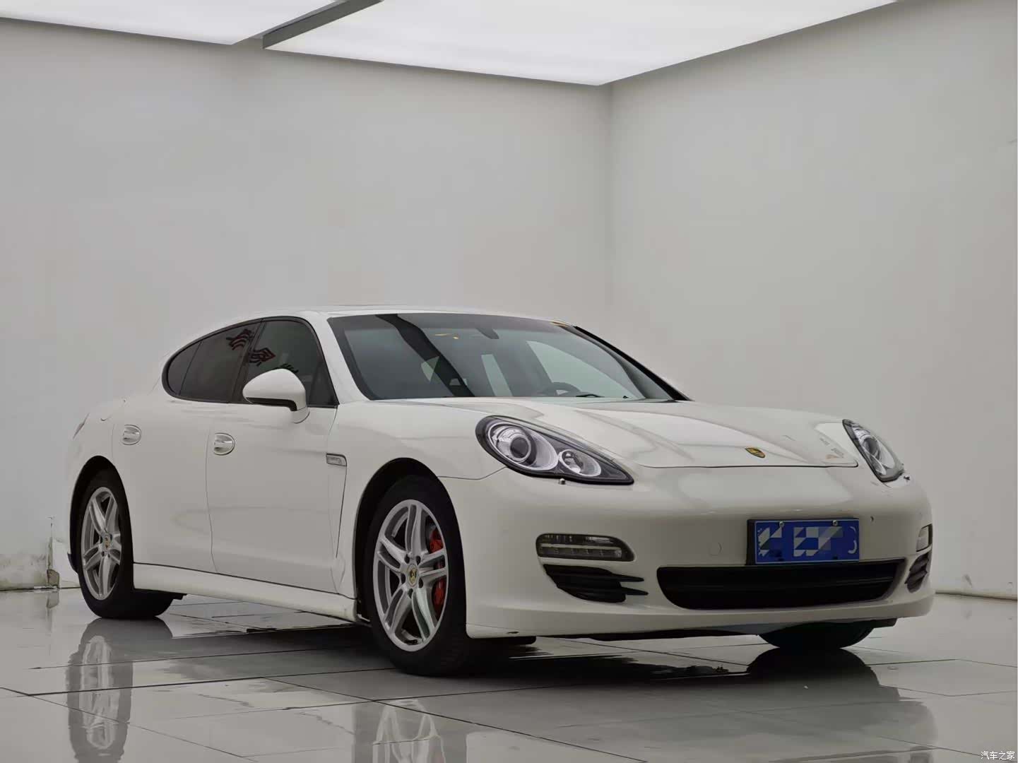 Porsche Panamera, 2013 3