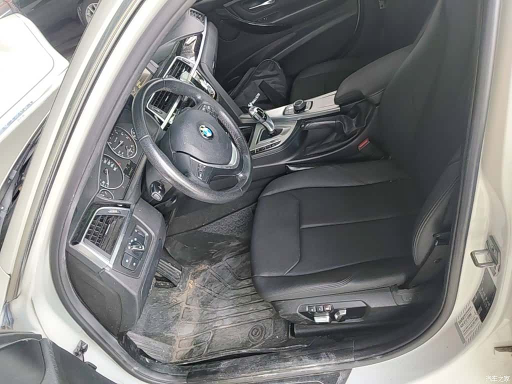 BMW 3 Series, 2017 11