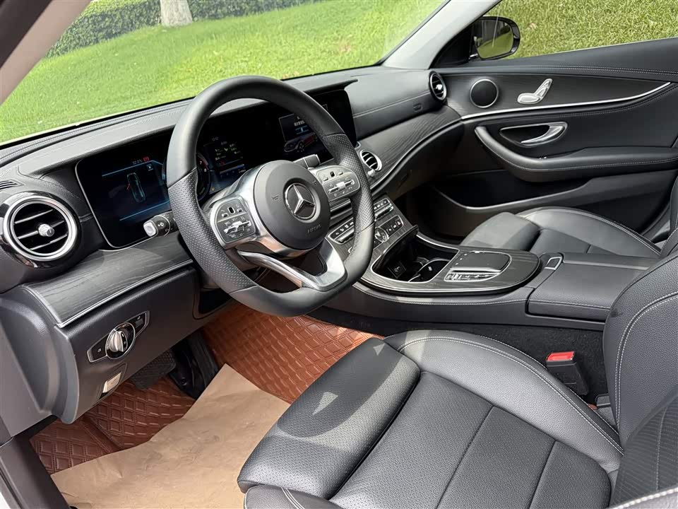 Mercedes-Benz E-class Mercedes-Benz E-class