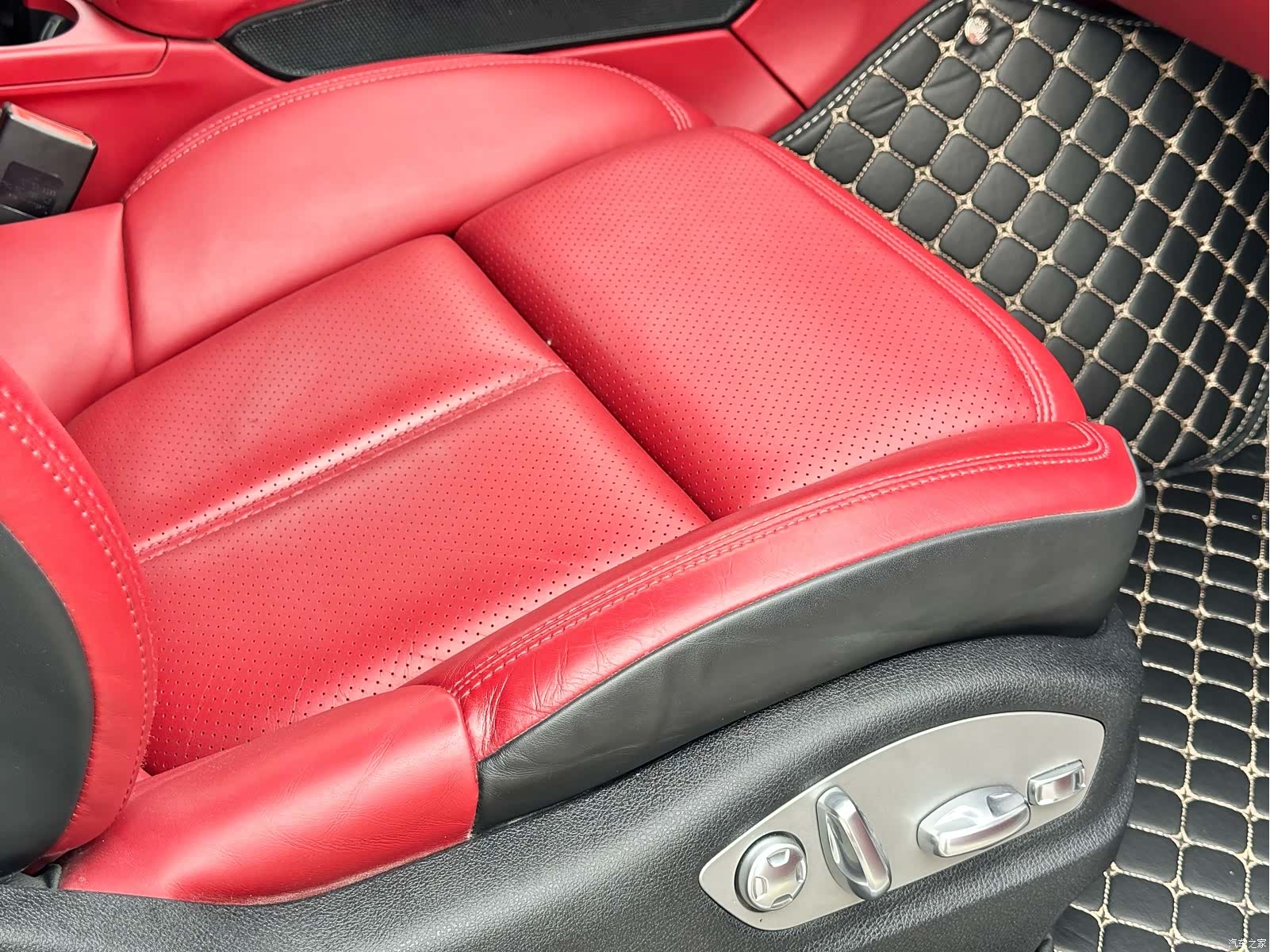 Porsche Macan, 2024 14