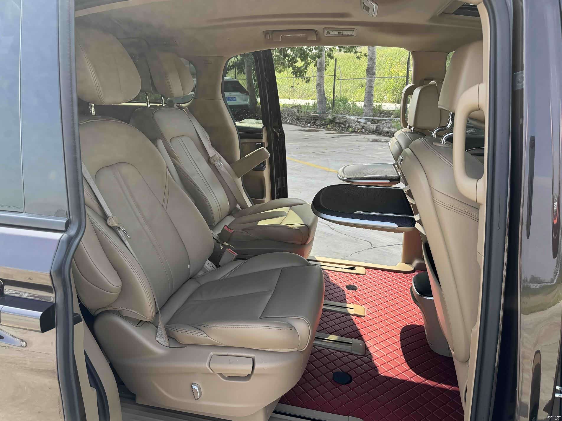 Buick GL8, 2021 13