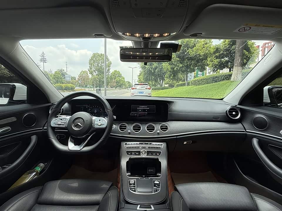 Mercedes-Benz E-class Mercedes-Benz E-class