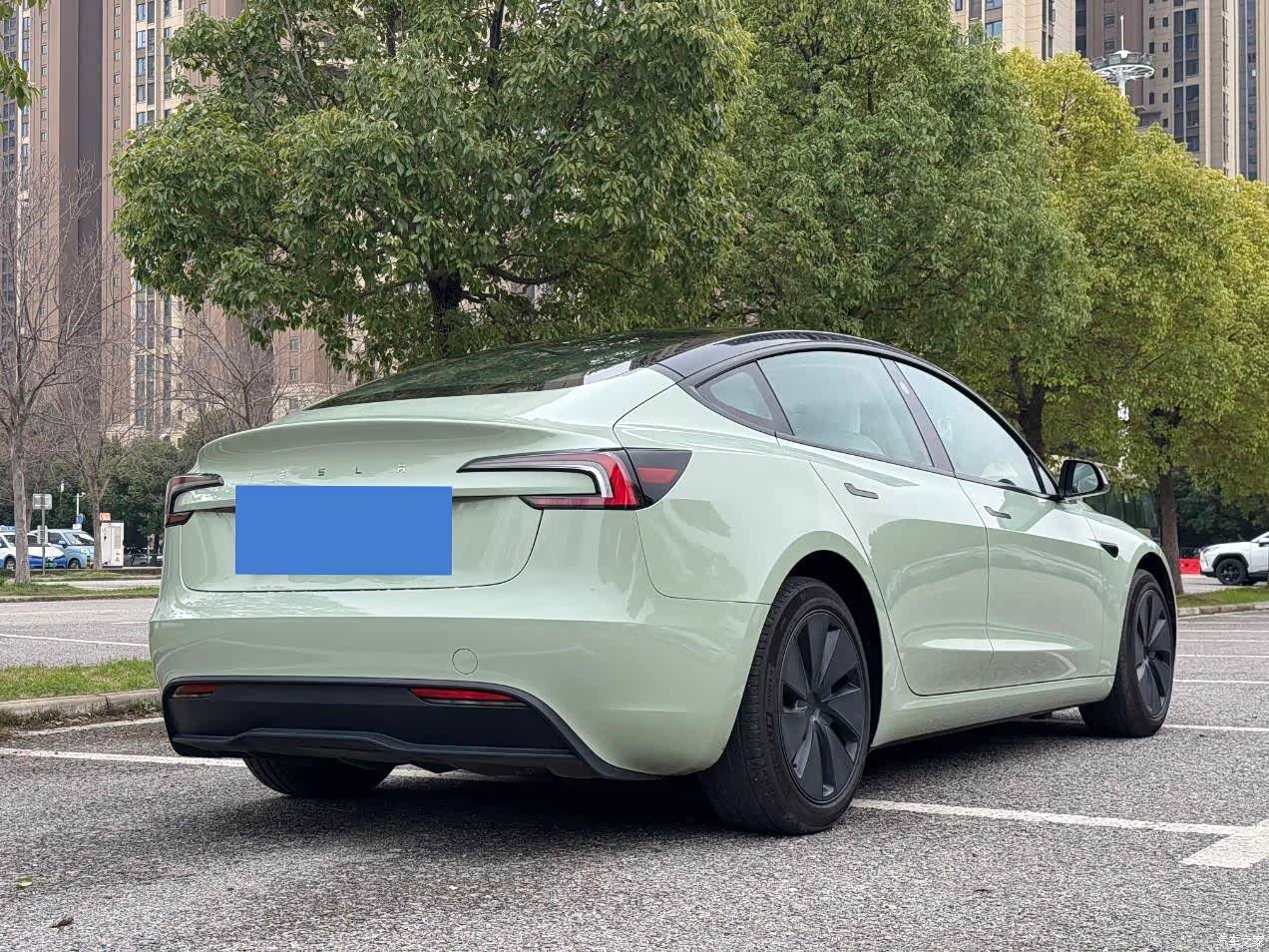 Tesla Model 3, 2024 17