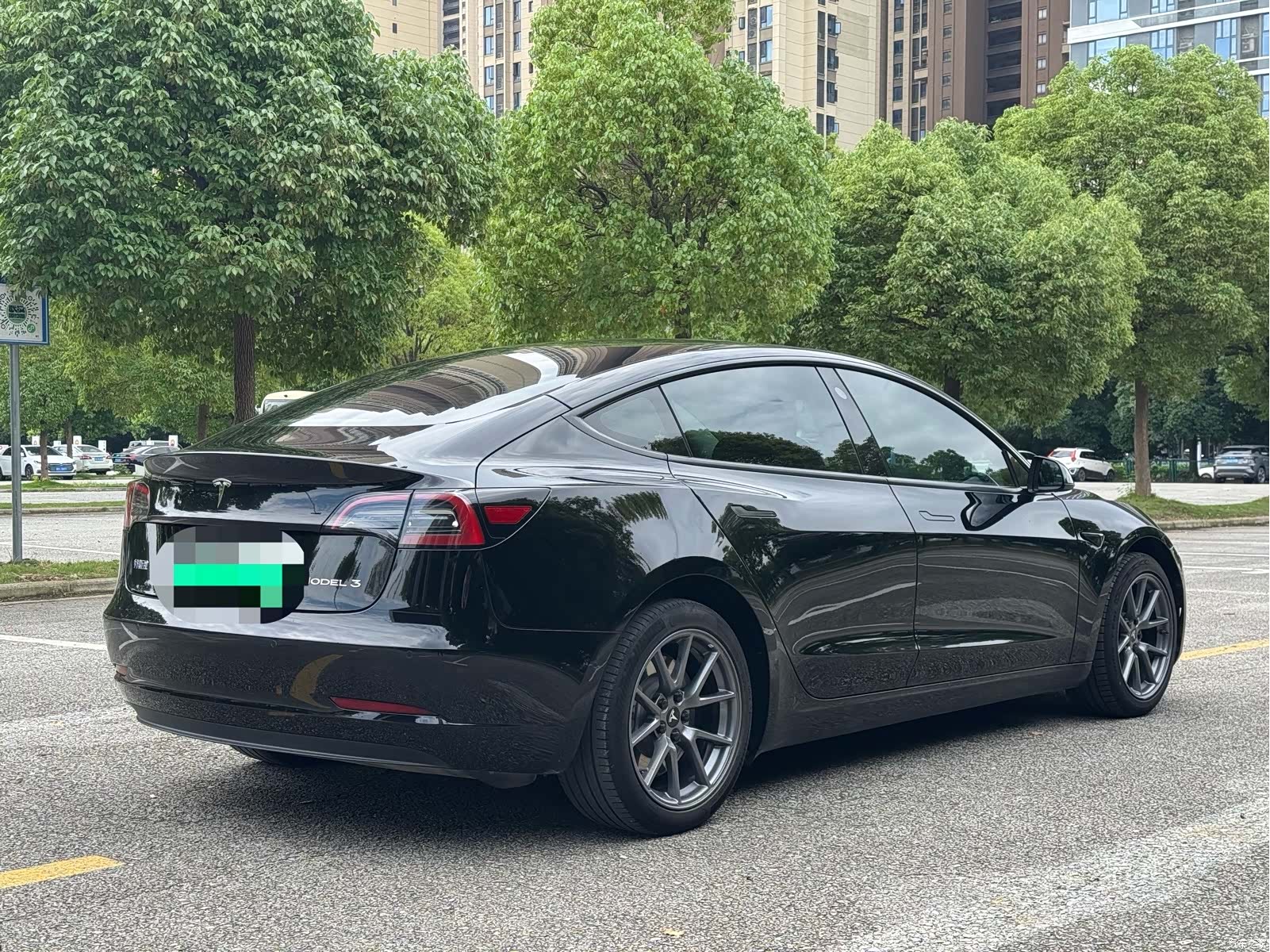 Tesla Model 3, 2022 15