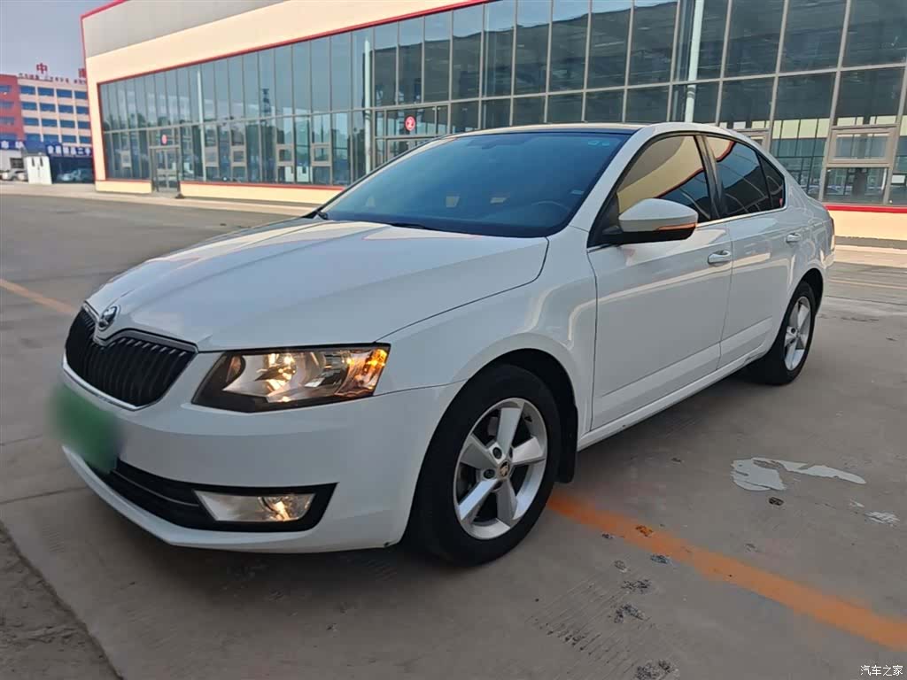 Skoda Octavia, 2015 1