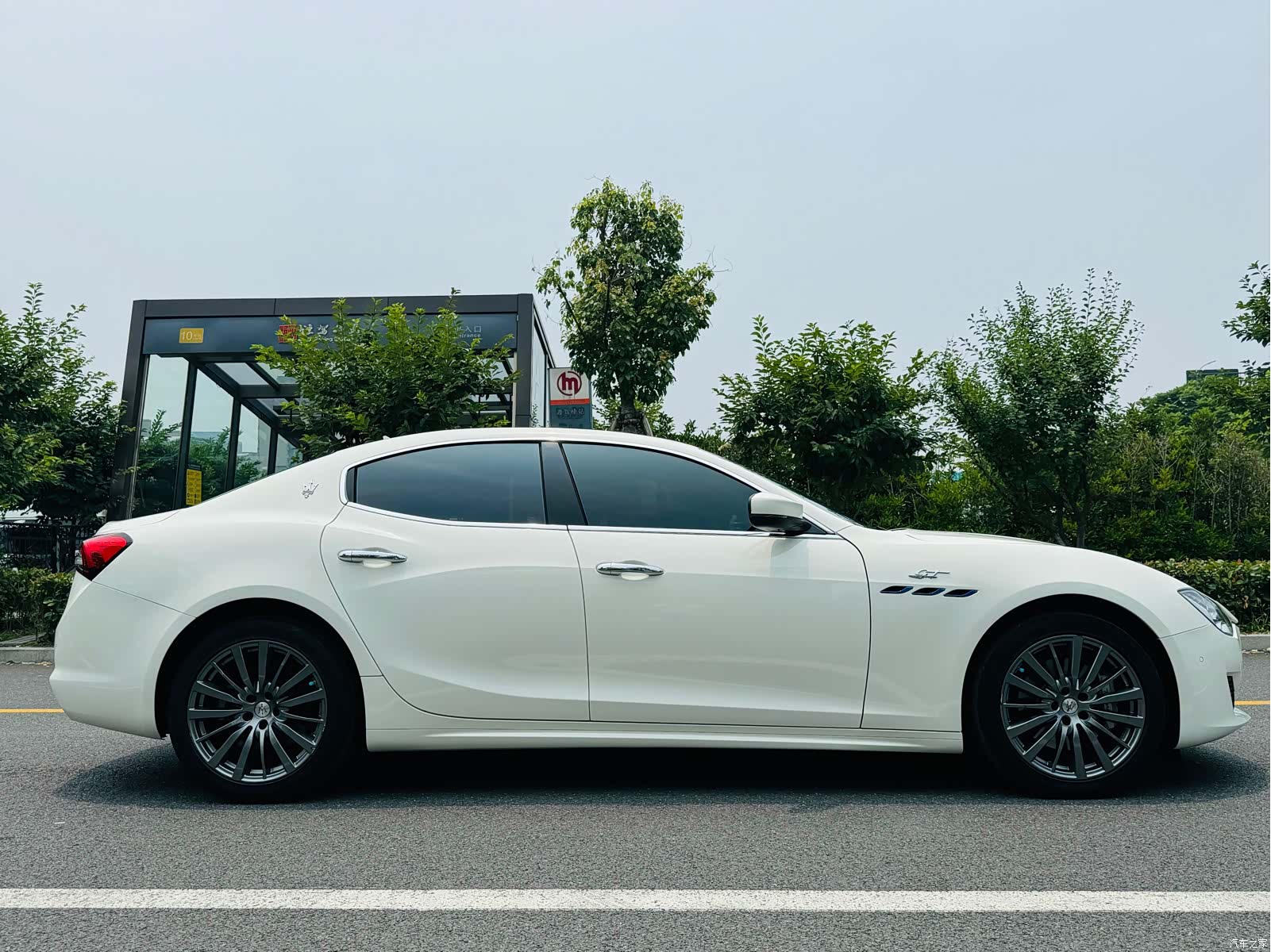 Maserati Ghibli, 2023 13