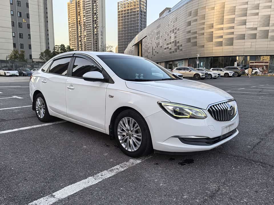 Buick Yinglang