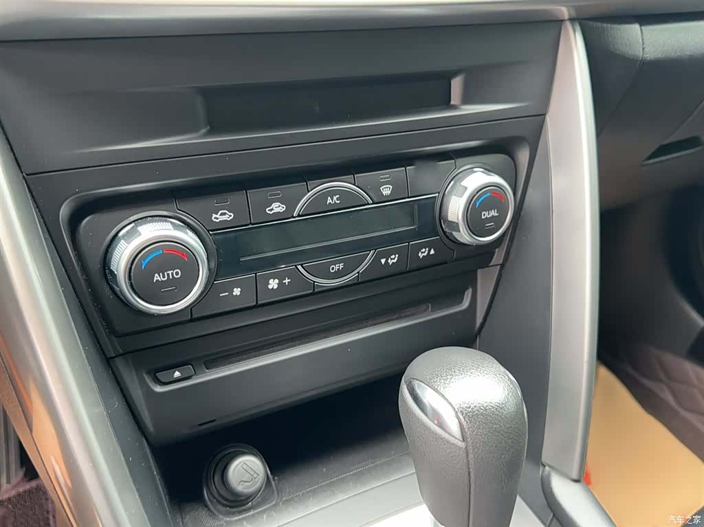 Mazda CX-4, 2019 20