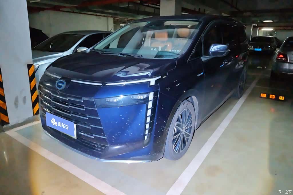 Trumpchi E8, 2023 1