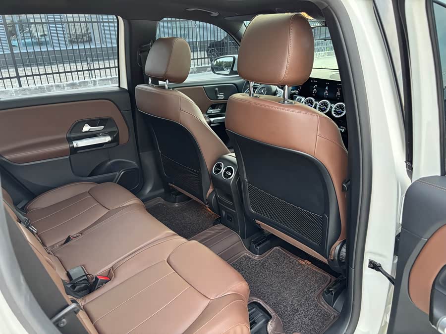 Mercedes-Benz GLB 2022, фото 12