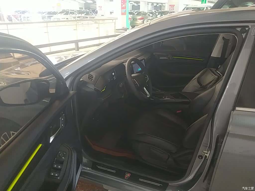 Roewe i5, 2022 16