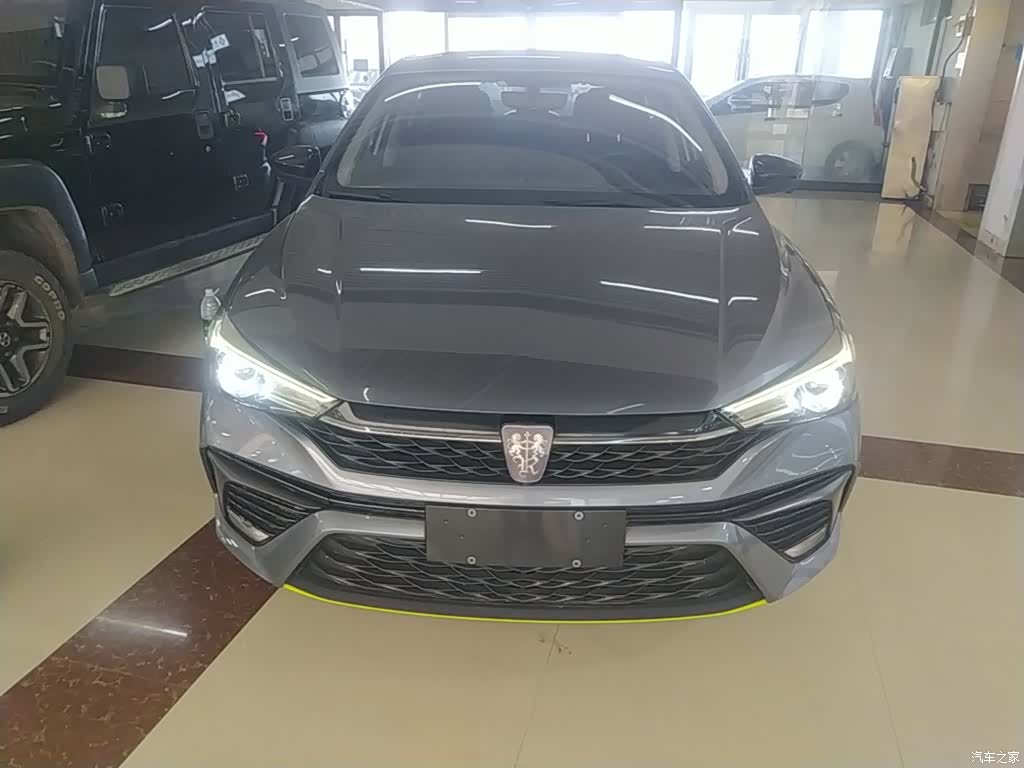 Roewe i5, 2022 3