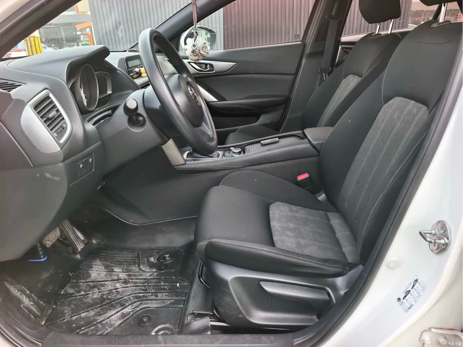 Mazda CX-4, 2017 10