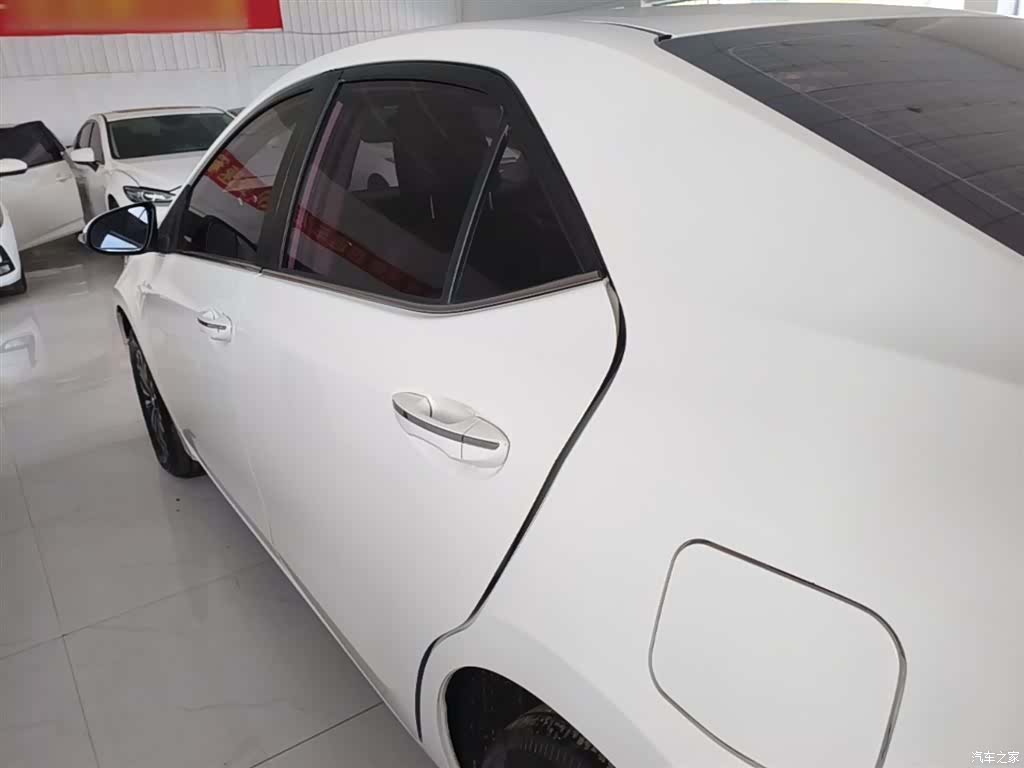 Toyota Corolla, 2018 все фото